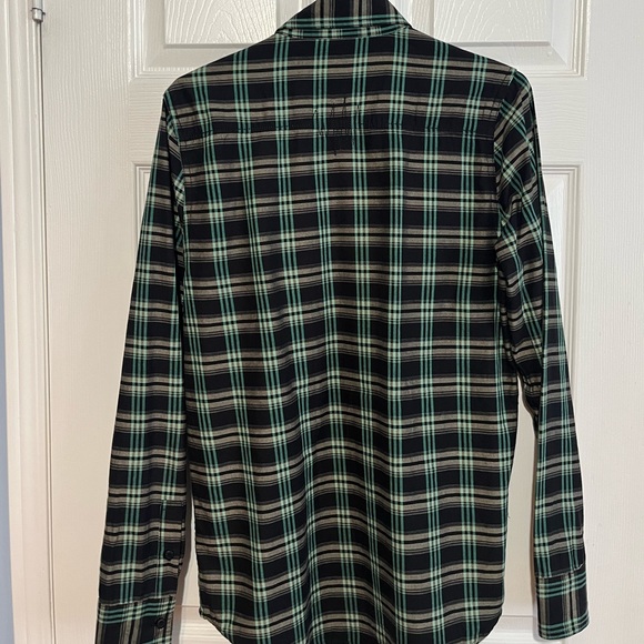 ⭐️ 2 for 1 ⭐️ The Hundreds Long Sleeve Flannel - Picture 2 of 5